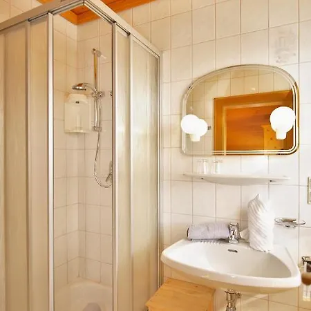 Untersussgut Eben Farm stay *